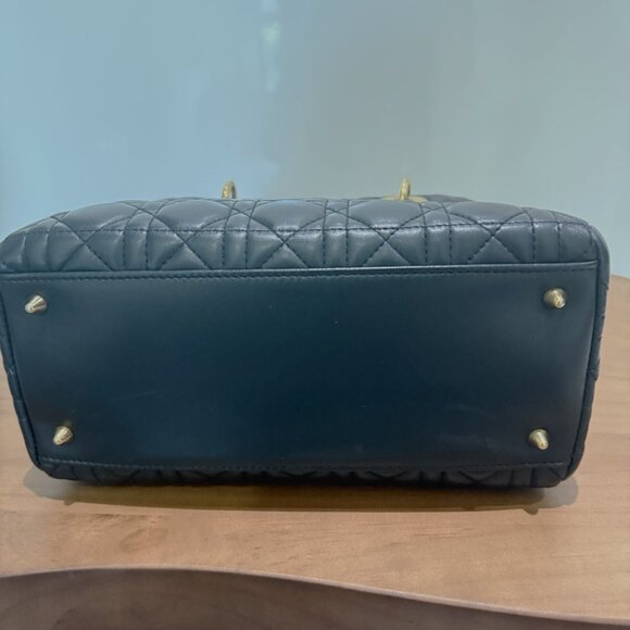 Dior Lambskin Cannage Medium Lady Dior Black Gold Hardware - Picture 5 of 16